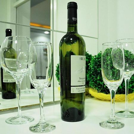 Manirosi 5 Apartment スボティツァ エクステリア 写真